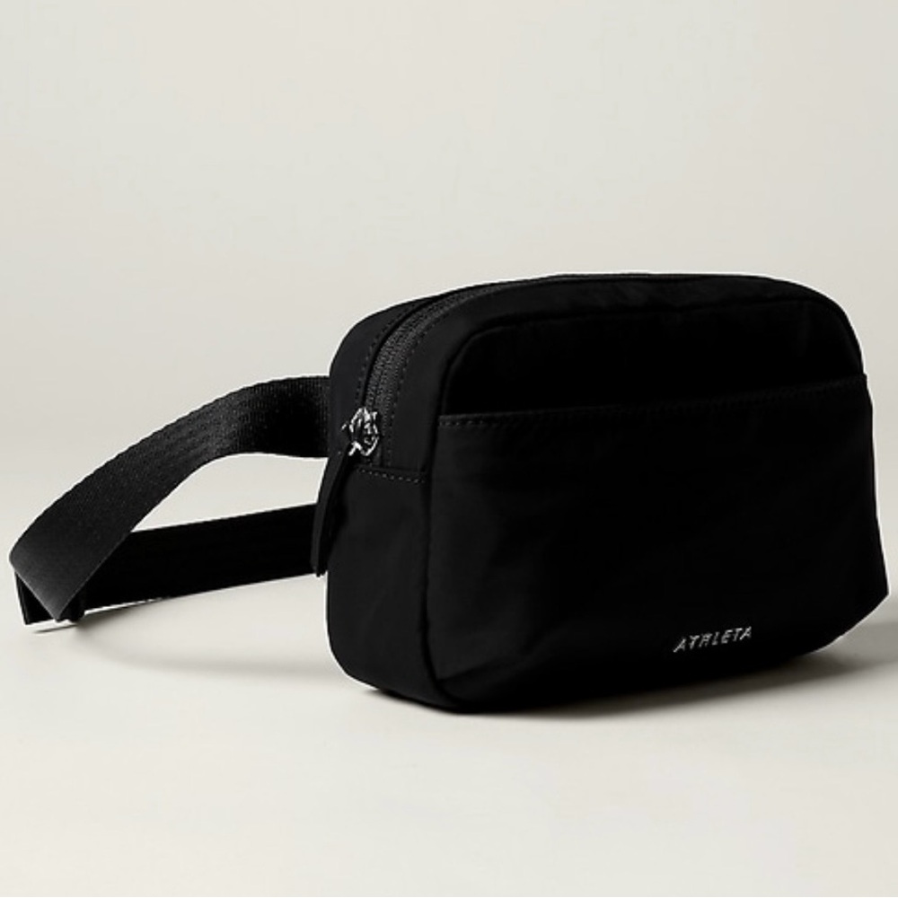 Athleta All About Crossbody Belt Bag Black